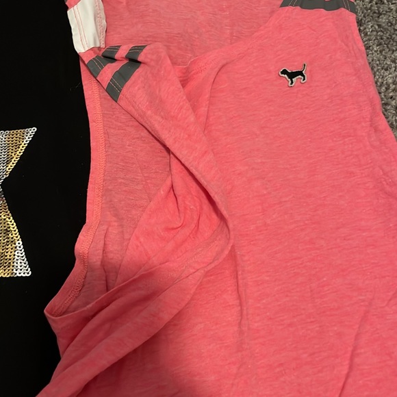 Victoria’s Secret pink XS bundle shirts - Picture 3 of 4